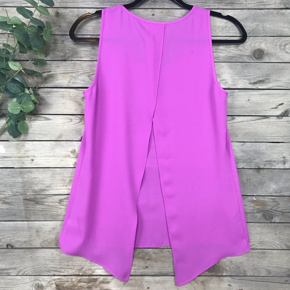 Express | Magenta split back sleeveless blouse - Picture 2 of 4